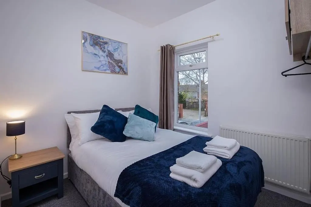 Cosy Blackpool Home